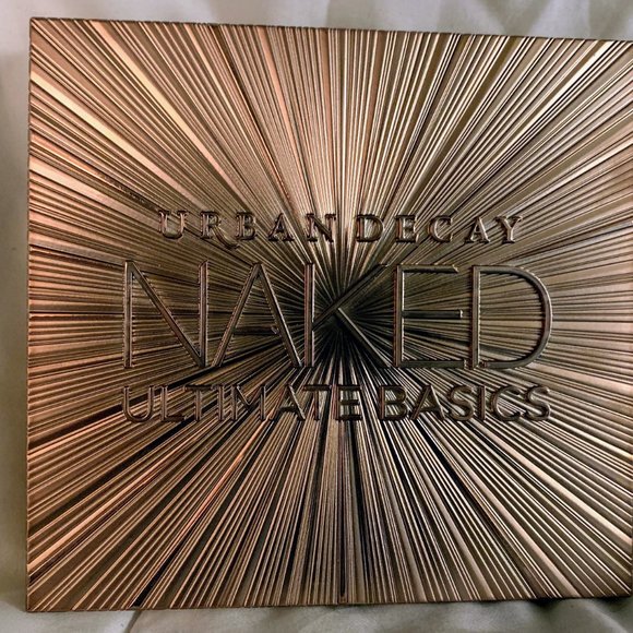 Urban Decay Ultimate Basics Matte Pallette - Picture 2 of 6